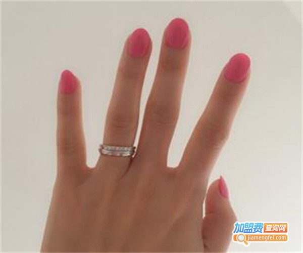 唯爱美甲加盟费