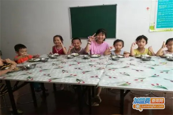 佳佳托管中心加盟