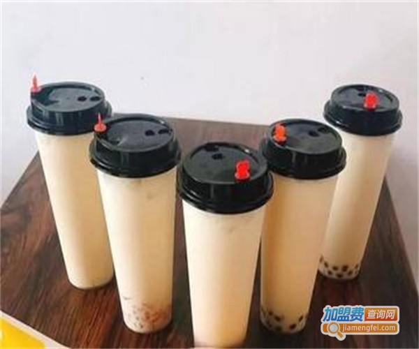 九沏青年奶茶加盟费