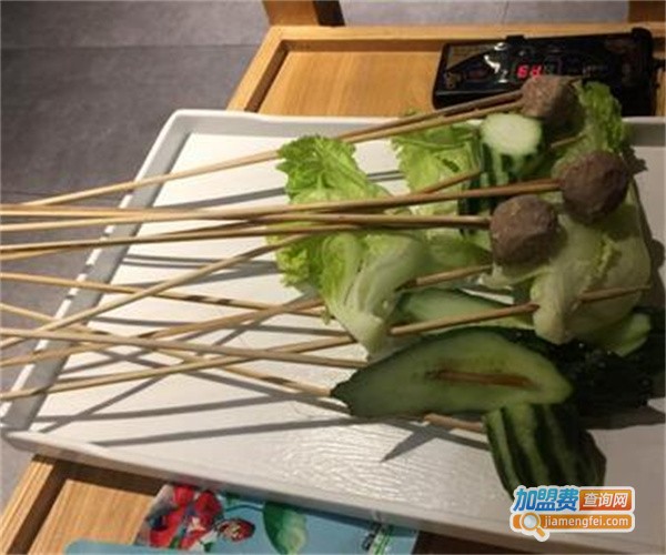 小眯眼串串加盟费