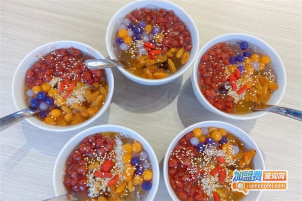 七月流火鱼头大餐加盟