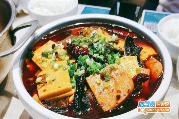 七月流火鱼头大餐加盟