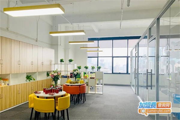 尚轻松练字加盟