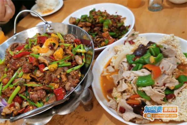 阿应四川回锅肉饭店加盟