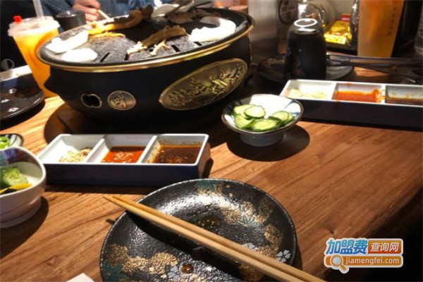 九烧屋黑牛烤肉料理加盟