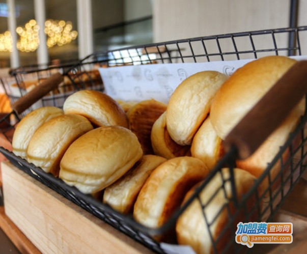 轻时光烘焙加盟费