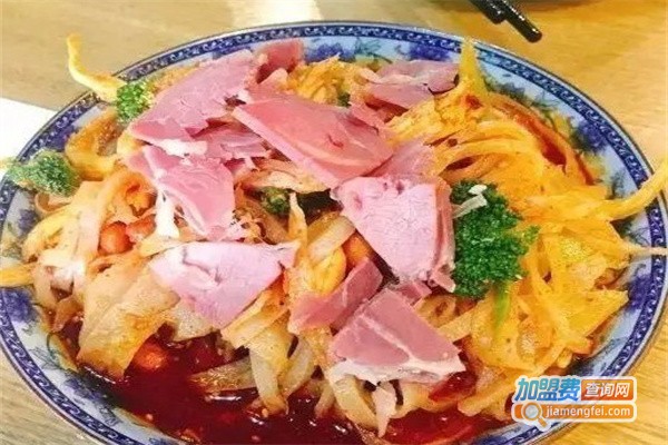 行途煲仔饭加盟