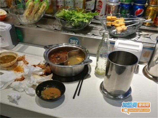 港生海鲜旋转小火锅加盟费