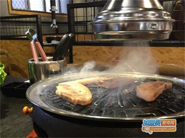 慕炭东北烤肉加盟费