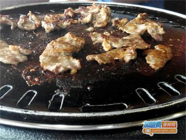 红高粱烤肉加盟费