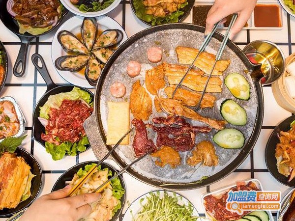 小放肆烤肉加盟费