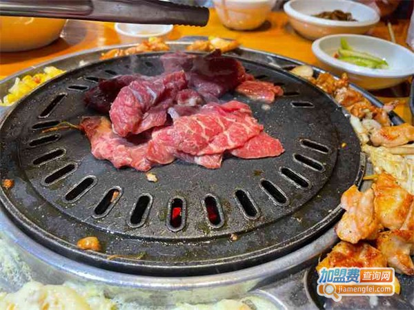 小本家韩国传统烤肉加盟费