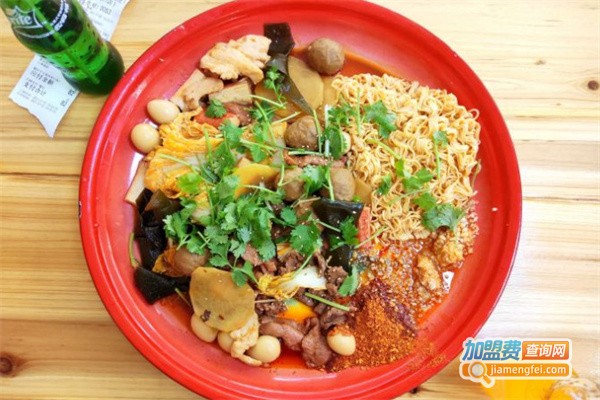 熊猫盘盘麻辣烫加盟