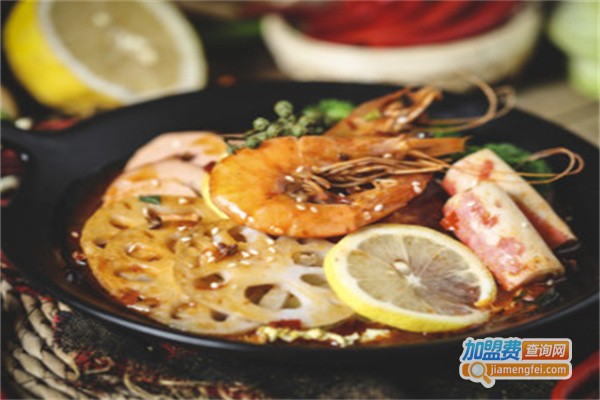 小炫疯麻辣烫加盟费