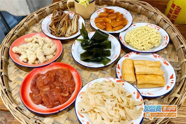 熊猫盘盘麻辣烫加盟