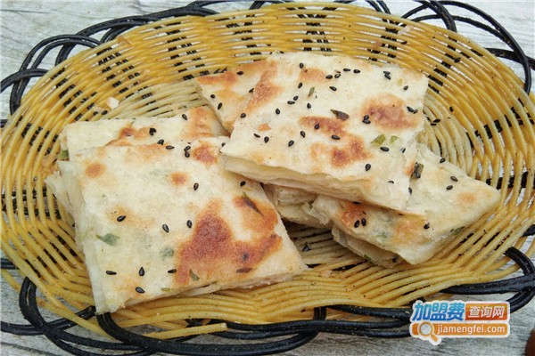 老母鸡汤葱油饼加盟