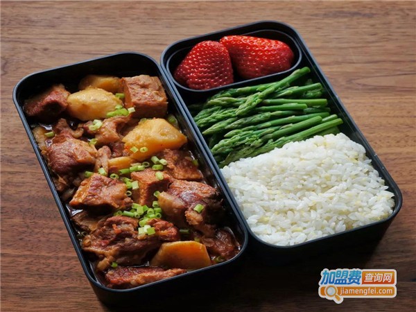 米饭先生13元快餐加盟