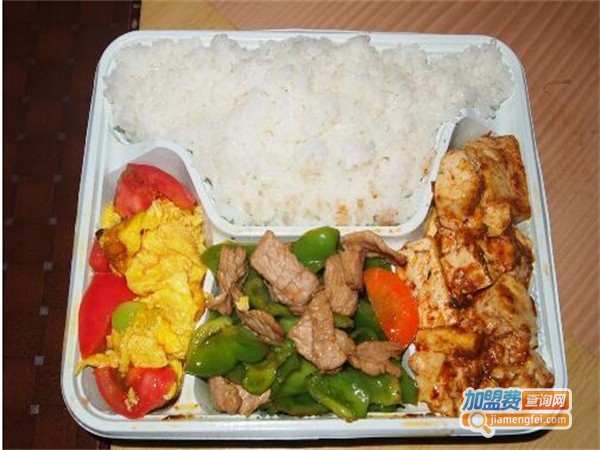 米饭先生13元快餐加盟