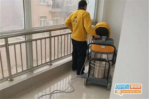 黄马褂家政加盟费