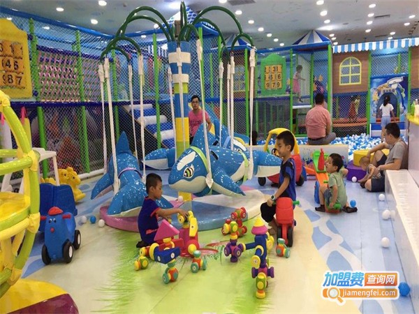 小型游乐场加盟