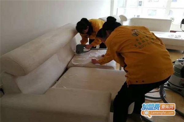 黄马褂家政加盟费