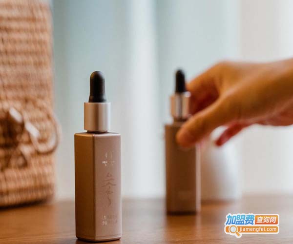 云朵艾杨化妆品加盟费