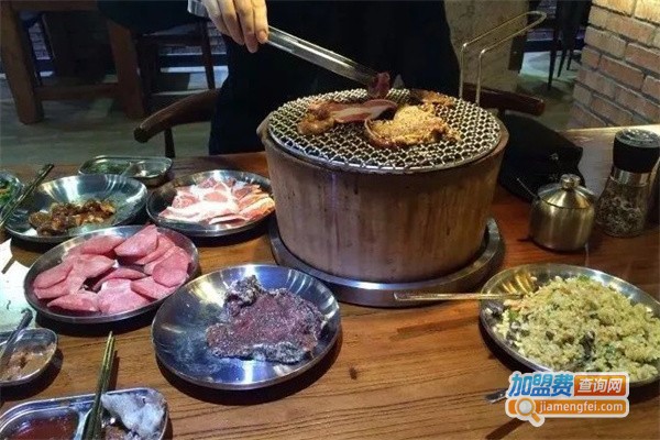 东北烤肉店加盟费