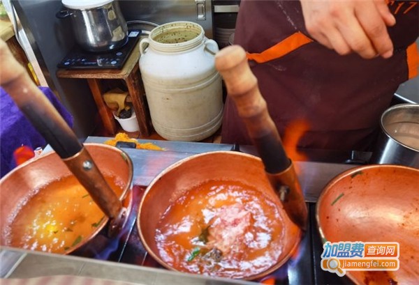 胖大碗小锅米线加盟