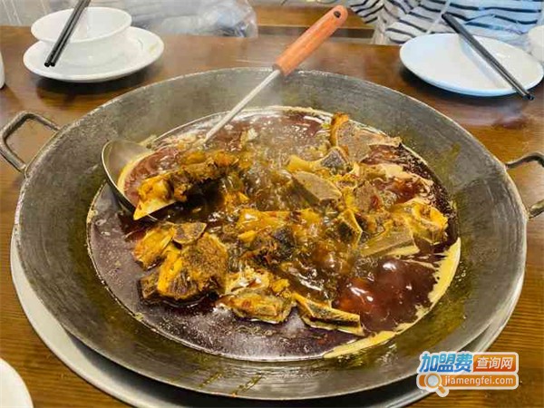 锅房破店暴走牛骨加盟