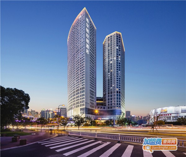 希尔顿欢朋酒店加盟