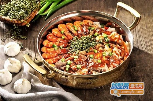 黄记煌三汁焖锅加盟费