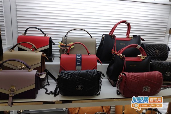 啄木鸟皮具加盟费