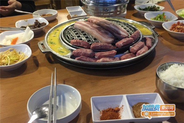 碳来香三国烤肉加盟费