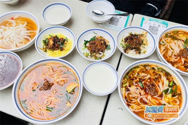 靖晨园蒸饵丝加盟