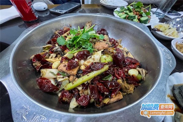 龙顺园麻辣香锅加盟