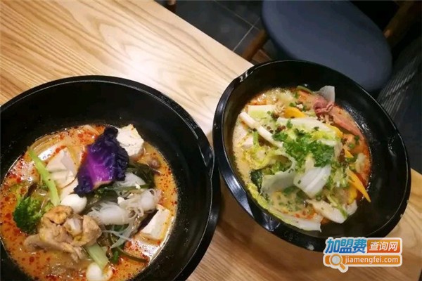 赵小国麻辣烫加盟费