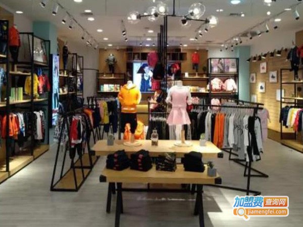 小猪班纳童装加盟