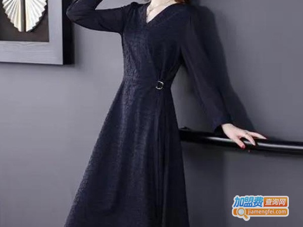 俏佳人服饰加盟费