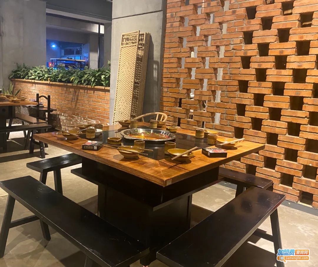 驼背火锅加盟费