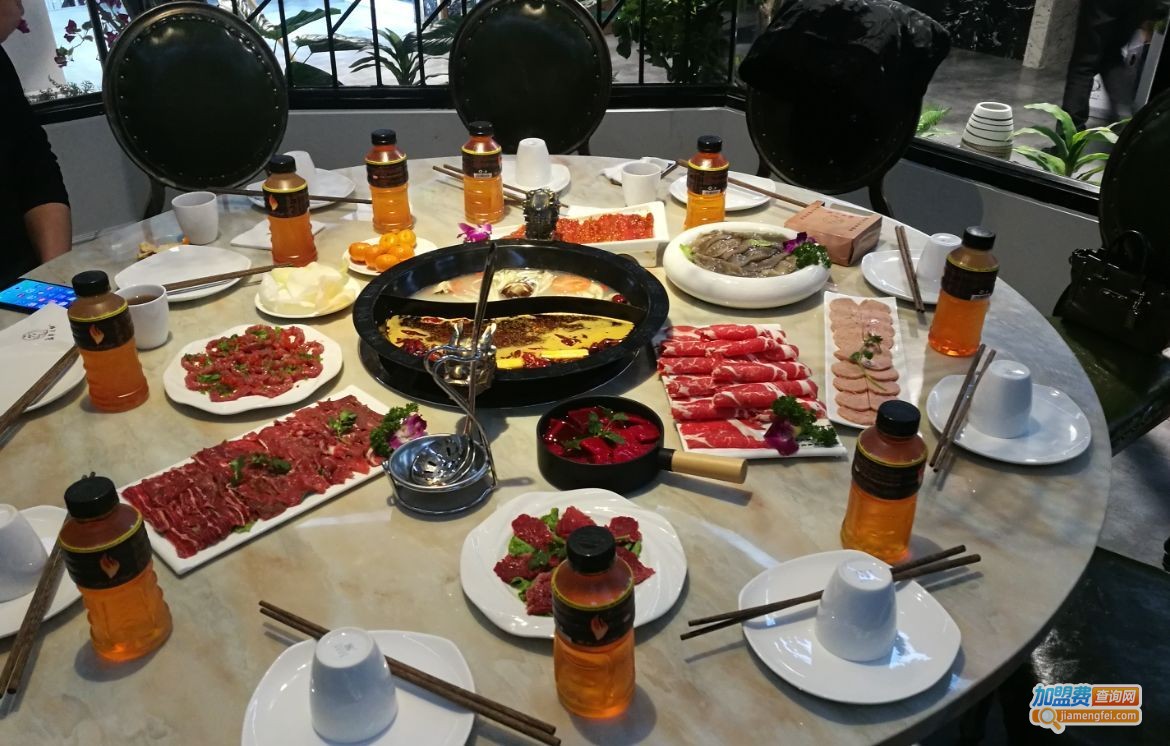 驼背火锅加盟费