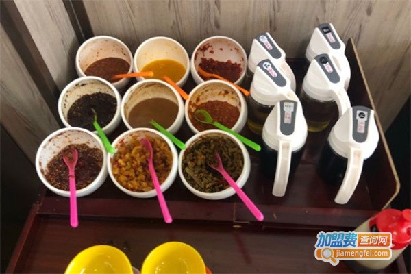 香福来砂锅麻辣烫加盟费