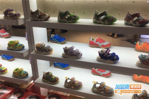 童天童鞋加盟