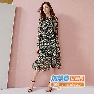 雪歌女装加盟费