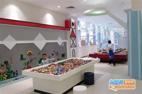 小鹿成长中心加盟费