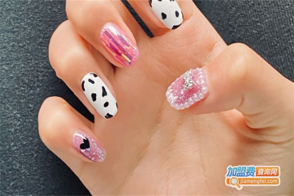 98元自助美甲加盟费