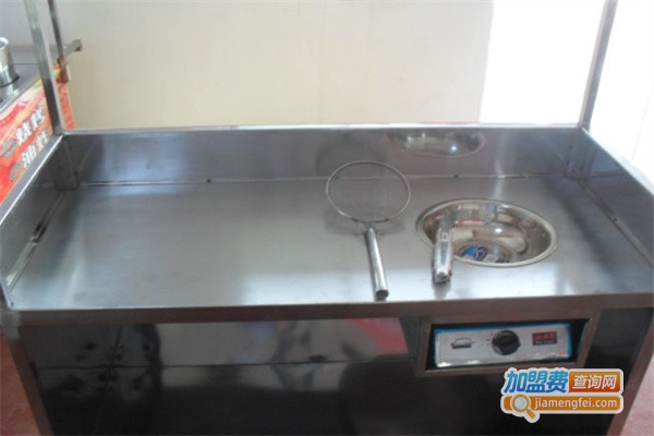 鼎香坊里脊肉饼小吃车加盟