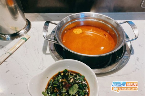 叁签客回转串串小火锅加盟费