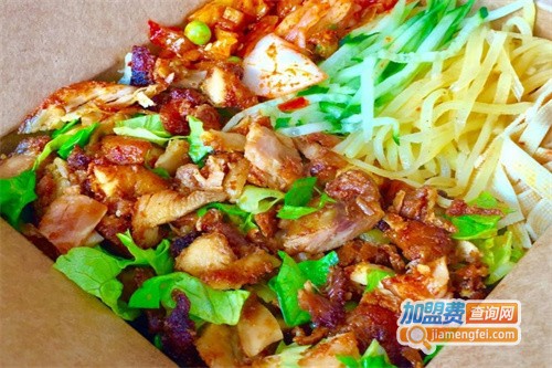 小馋猫烤肉拌饭加盟