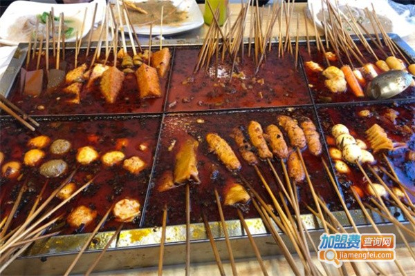 麻辣女侠麻辣烫加盟费