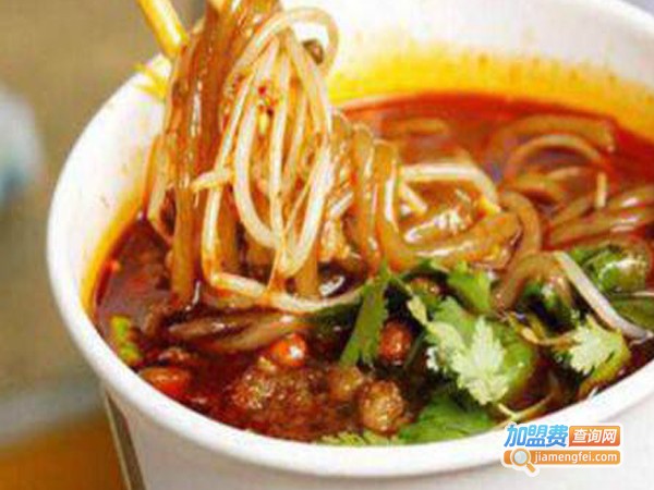 小师傅酸辣粉加盟费